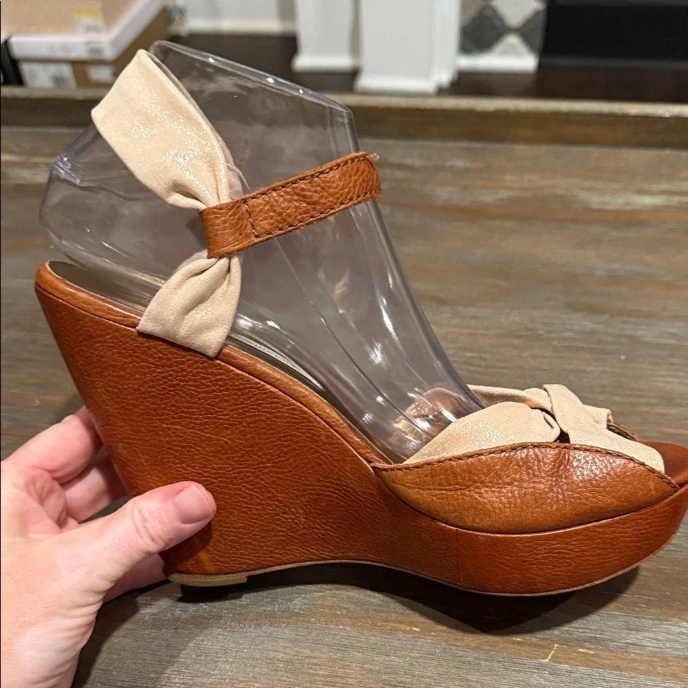 Cynthia Vincent Leather Wedge Sandals Size 9 Brown Knot Peep Toe Boho Chic